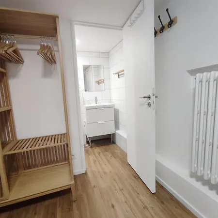 Parentale Independante En - Homestay Caen
