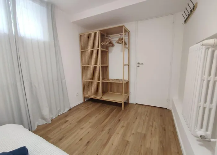 Habitación en casa particular Parentale Indépendante En - *